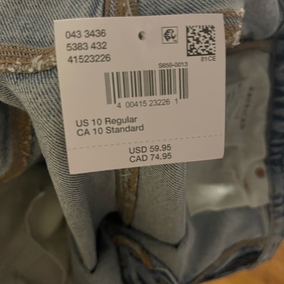 NWT, American eagle barrel jeans - Picture 3 of 3